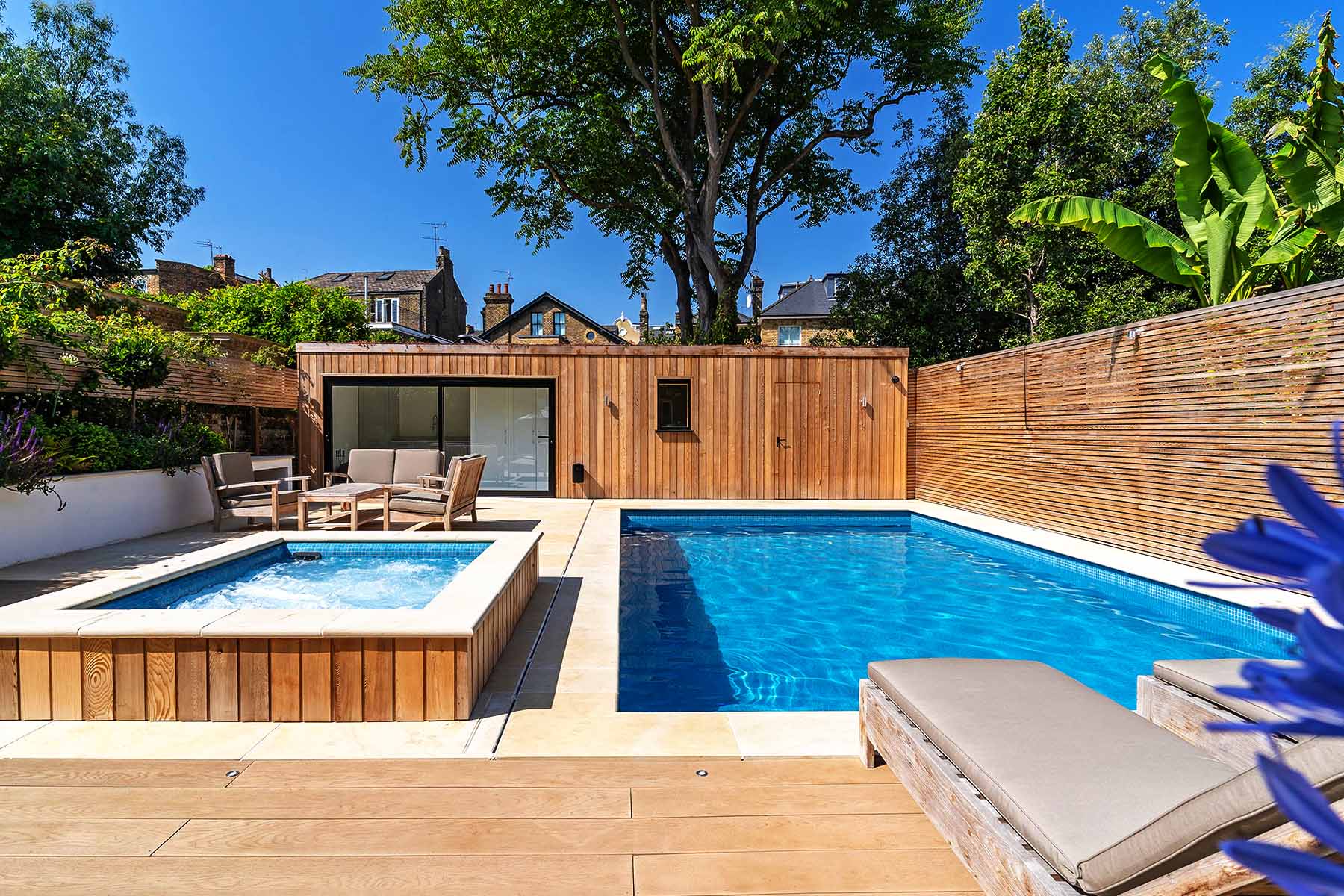 Private Residential Outdoor Pool | Aqua Platinum Projects