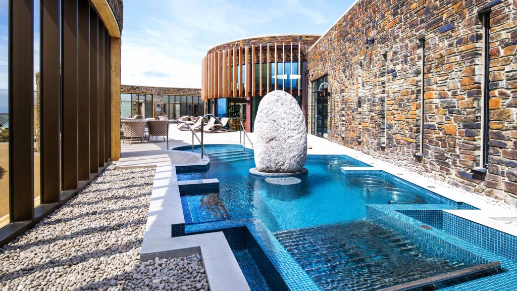 Headland Hotel Aqua Club | Aqua Platinum Projects